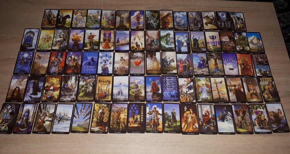 Tarot.thumb.jpg.d1d0aab9b90f71b7ba150d7d82a4ec7d.jpg